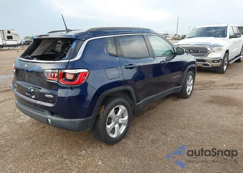 2019 Jeep Compass Latitude 4X4 z USA, uszkodzony, nr VIN 3C4NJDBB7KT596903